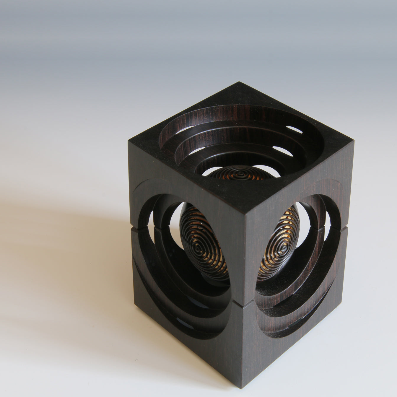 Diamond Box - Kirsten Muenster Projects